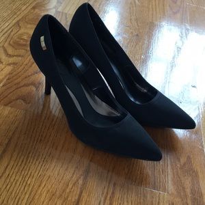 Calvin Klein pumps sz 8